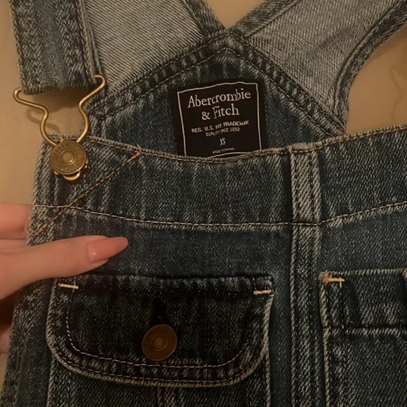 Abercrombie and fitch overalls - Picture 4 of 5